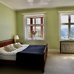 Luxury Historic With Private Coastline וילה