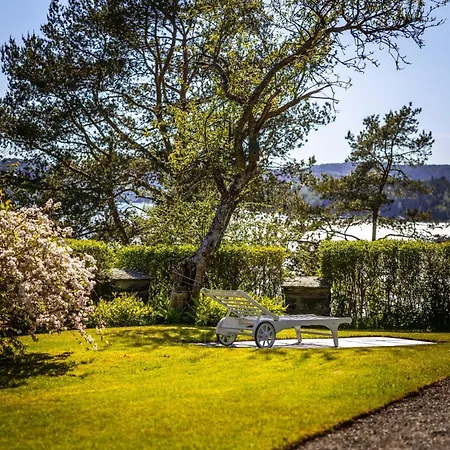 Luxury Historic With Private Coastline Bergen
