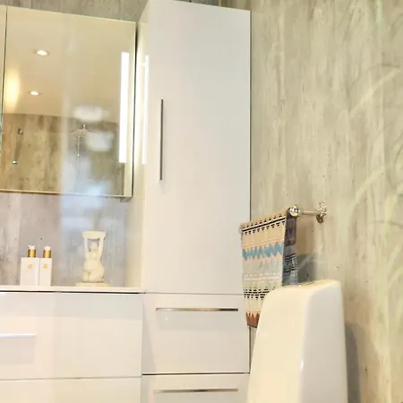 Luxury Historic Villa With Private Coastline 빌라 *