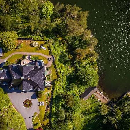 Unique Victorian With Private Coastline Villa Bergen