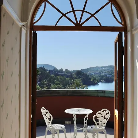 Luxury Historic With Private Coastline Μπέργκεν