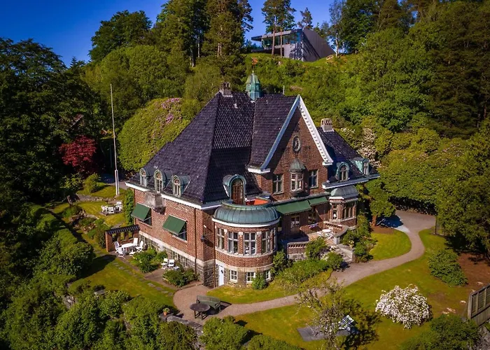Luxury Historic With Private Coastline * Bergen